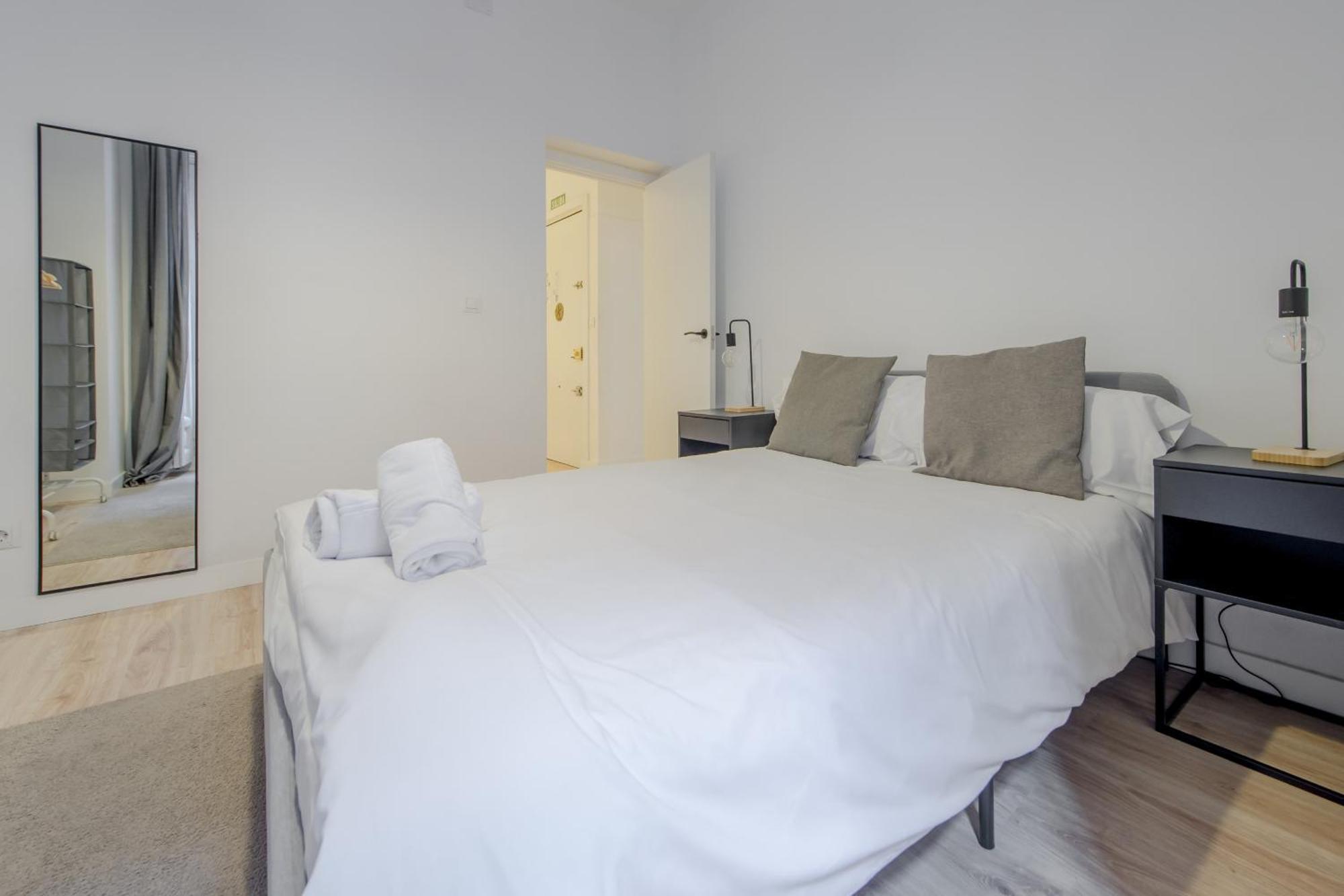 Premium Apt Para 9Pax En Calle Olmo - Centro De Madrid E1 Eksteriør bilde