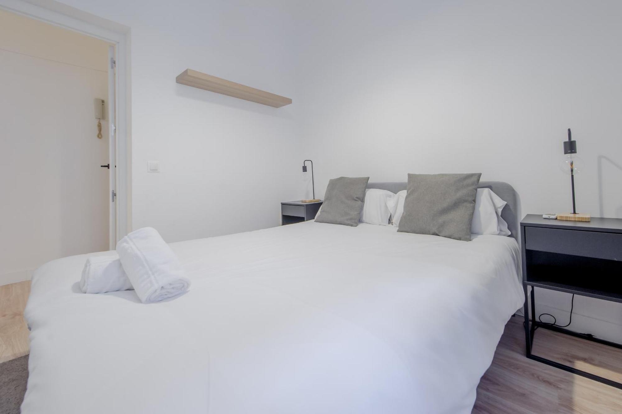 Premium Apt Para 9Pax En Calle Olmo - Centro De Madrid E1 Eksteriør bilde