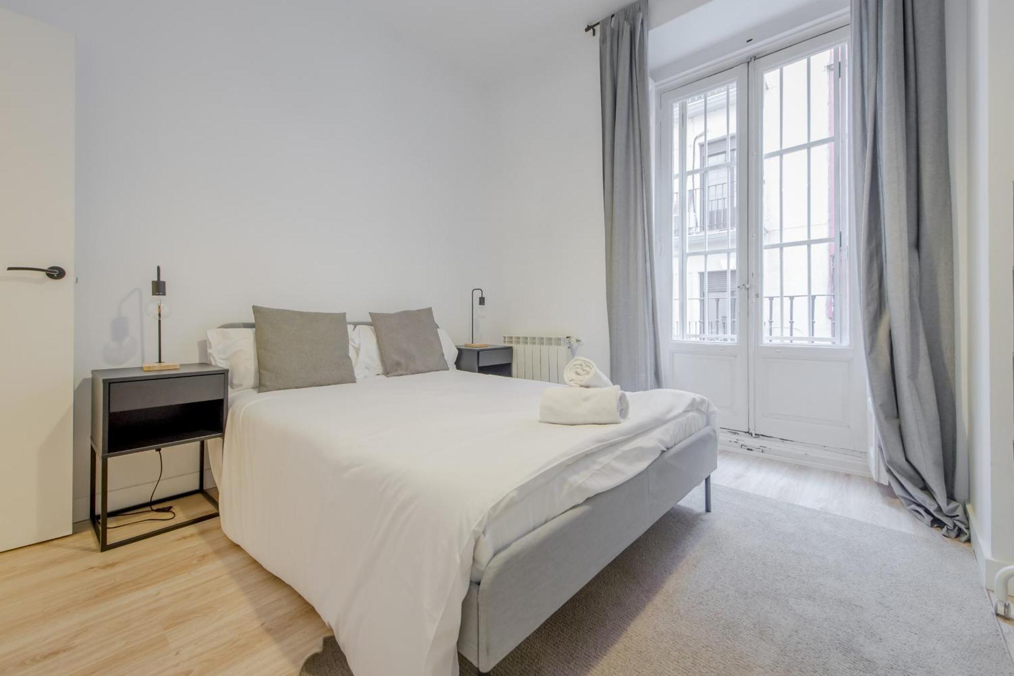 Premium Apt Para 9Pax En Calle Olmo - Centro De Madrid E1 Eksteriør bilde