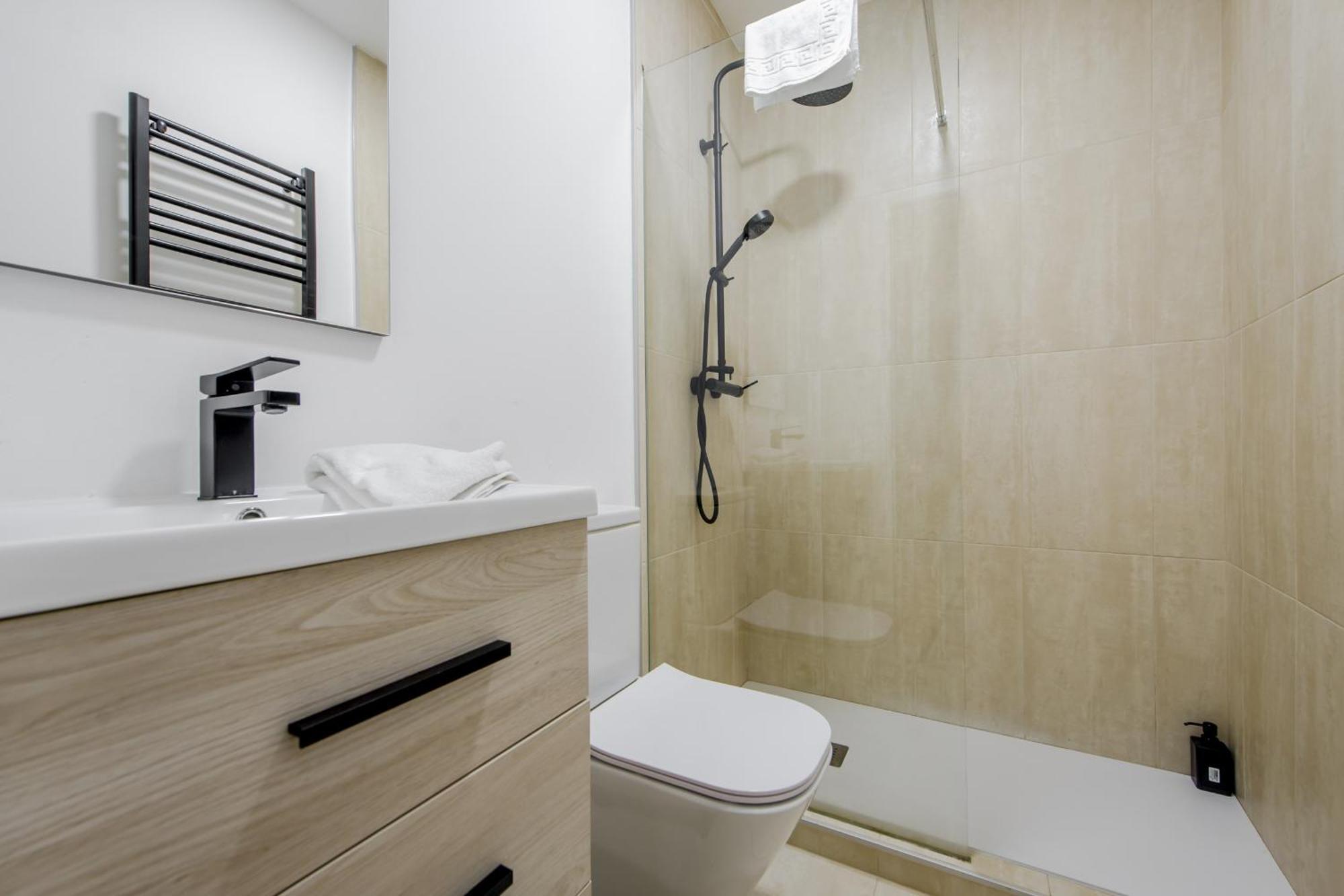 Premium Apt Para 9Pax En Calle Olmo - Centro De Madrid E1 Eksteriør bilde
